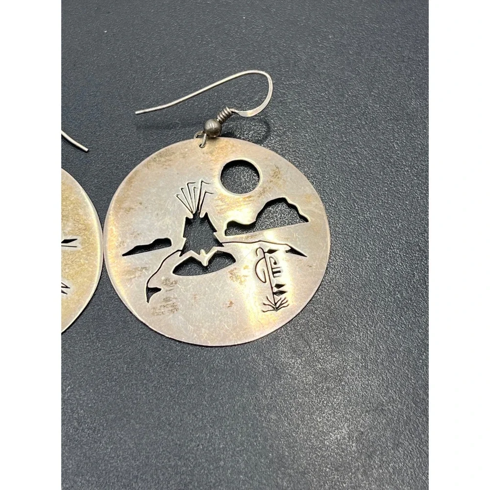 Vintage Sterling Southwestern Disc Earrings Horse Rider Mountain Bear Paw Hopi ?